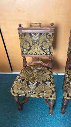 Twee beklede antieke eetkamerstoelen, Ophalen