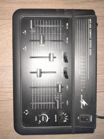 Monacor MPX-4200 Compacte Stereo Mixer beschikbaar voor biedingen