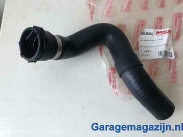 Radiateurslang 7H0122101E Volkswagen Transporter T5 2.5 TDI beschikbaar voor biedingen