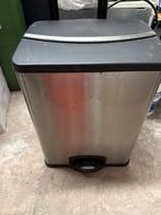 Vuilnisbak met Pedaal - Praktisch en Hygiënisch, Gebruikt, Met pedaal, 50 tot 75 cm, Ophalen of Verzenden