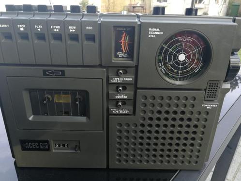 radio-cassette Acec 56001 uit 1975, Audio, Tv en Foto, Radio's, Gebruikt, Radio, Ophalen of Verzenden