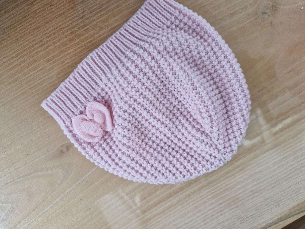 Roze muts en sjaal setje met strikje, Kinderen en Baby's, Babykleding | Mutsen, Sjaals en Wanten, H&M, Ophalen of Verzenden, Zo goed als nieuw