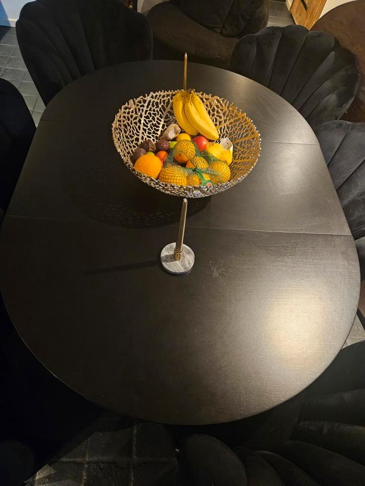Ingatorp Ikea: Ronde verstelbare eettafel zwart, Huis en Inrichting, Tafels | Eettafels, Zo goed als nieuw, 100 tot 150 cm, 100 tot 150 cm