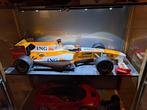 Fernando Alonso Renault 2009 . Groot model 1:6, Auto's, Zo goed als nieuw, Ophalen