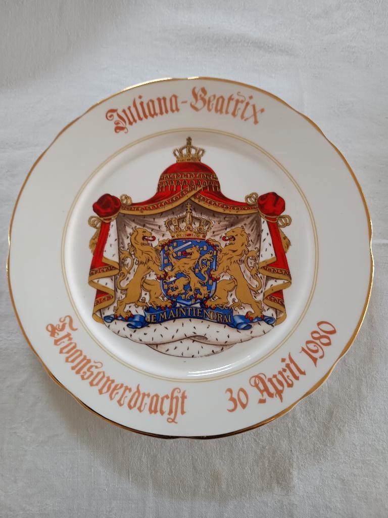 Herinneringsbord troonoverdracht Juliana aan Beatrix, Ophalen of Verzenden