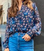 Suncoo donkerblauwe voile bloemetjes blouse met zilverdraad, Kleding | Dames, Blouses en Tunieken, Maat 38/40 (M), Blauw, Ophalen of Verzenden