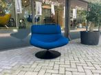 Artifort fauteuil 557 stof Kvadrat tonica, 75 tot 100 cm, Ophalen of Verzenden, Zo goed als nieuw, Metaal
