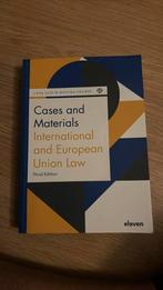 Cases and materials, Gelezen, Beta, Ophalen of Verzenden, WO