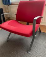 Artifort fauteuil, Modern, Metaal, 75 tot 100 cm, Zo goed als nieuw