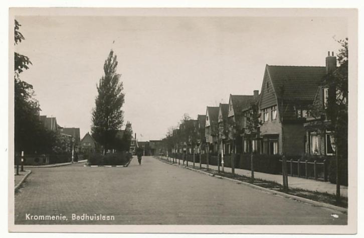 Krommenie, Badhuislaan, Verzamelen, Ansichtkaarten | Nederland, Gelopen, Noord-Holland, 1940 tot 1960, Verzenden