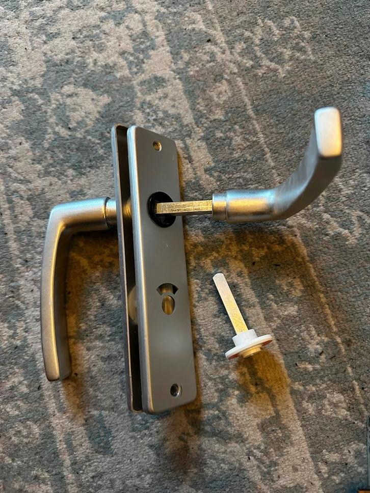 Deurbeslag - Klinken en Sloten, Doe-het-zelf en Verbouw, Hang- en Sluitwerk, Gebruikt, Klink of Kruk, Overige materialen, Ophalen of Verzenden