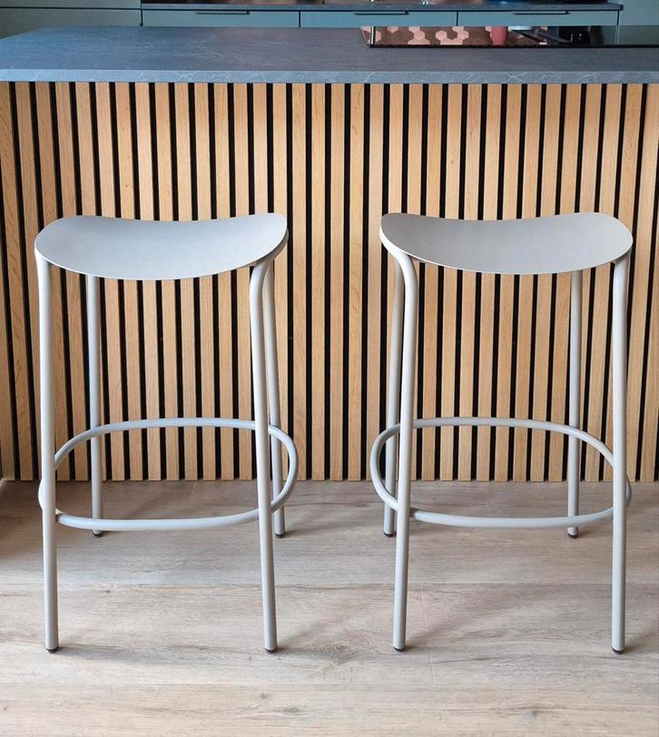 2 stuks S•CAB Trick design barkruk, Huis en Inrichting, Barkrukken, Zo goed als nieuw, 60 tot 90 cm, Metaal, 2 krukken, Ophalen