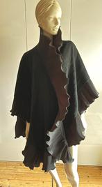 Guy Laroche boutique Paris vintage shawl cape zwart, Kleding | Dames, Mutsen, Sjaals en Handschoenen, Gedragen, Sjaal, Verzenden