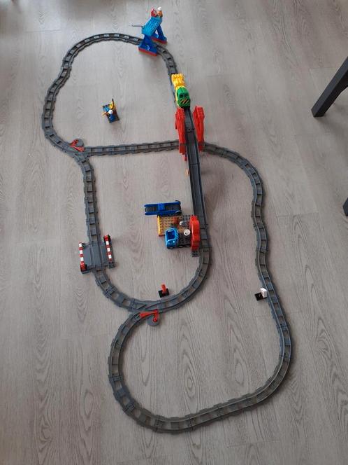 Duplo electrische trein: set 5609, Kinderen en Baby's, Speelgoed | Duplo en Lego, Zo goed als nieuw, Duplo, Complete set, Ophalen