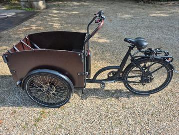 Elektrische Cargobike Base Cargo Bakfiets beschikbaar voor biedingen