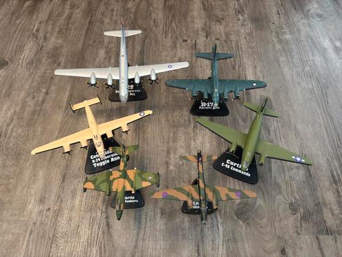 Military giants of the sky modelvliegtuigen 1:144, Hobby en Vrije tijd, Modelbouw | Vliegtuigen en Helikopters, Gebruikt, Vliegtuig