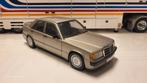 AUTOart Millenium Mercedes-Benz W201 190E 2.3 16v Rauchsilb., Hobby en Vrije tijd, Modelauto's | 1:18, Auto, Autoart, Ophalen of Verzenden