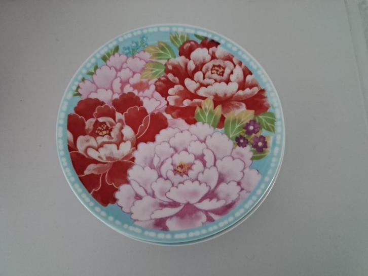 Petit four bordjes 4 stuks bloemen floral, Huis en Inrichting, Keuken | Servies, Nieuw, Bord(en), Overige stijlen, Porselein, Ophalen