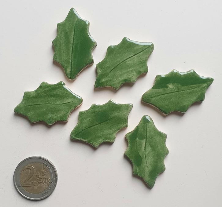 Mozaïek steentjes handgemaakte keramiek hulst blaadjes, D3, Hobby en Vrije tijd, Knutselen, Nieuw, Materiaal, Ophalen of Verzenden