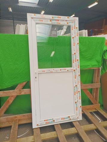 Kunststof Buitendeur 1/2glas  b98 x h204 cm Wit -2195- beschikbaar voor biedingen