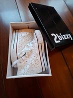 Witte Kanten sleehak sneakers maat 36, Wit, Ophalen of Verzenden, 2-bizzy, Sneakers of Gympen