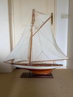 Grote houten boot zeiljacht decoratief, Ophalen, Zo goed als nieuw
