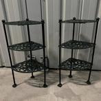 Twee gietijzeren rekken, Ophalen, Zo goed als nieuw