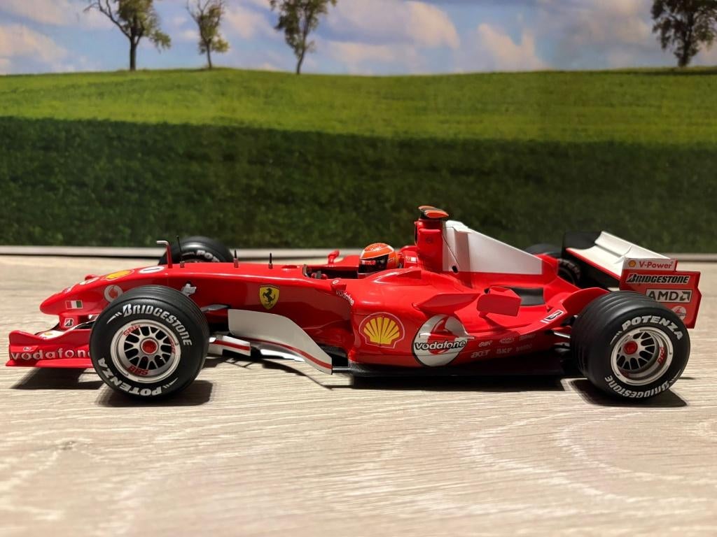 Ferrari F2005 Schumacher 1/18 Mattel Hot Wheels, Ophalen of Verzenden, Zo goed als nieuw, Auto, Hot Wheels