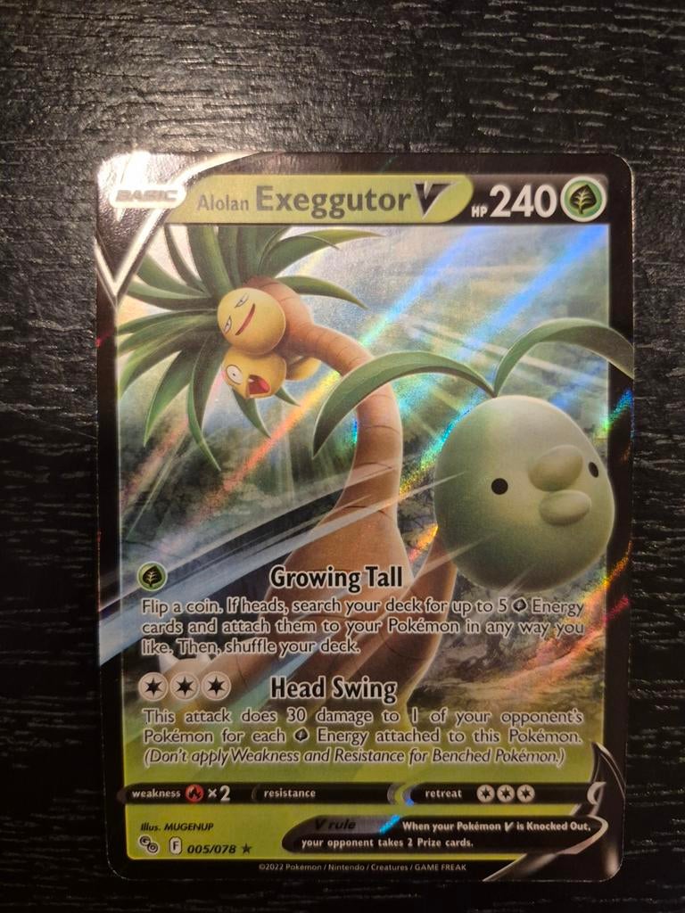 Alolan Exeggutor V - Goede Staat!, Hobby en Vrije tijd, Verzamelkaartspellen | Pokémon, Ophalen of Verzenden, Zo goed als nieuw