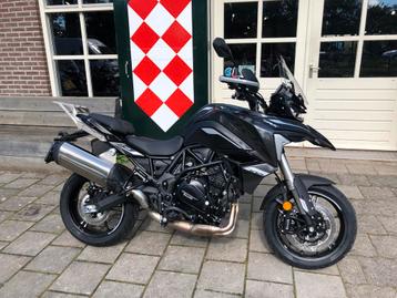 Benelli TRK 702 ABS (bj 2025) beschikbaar voor biedingen