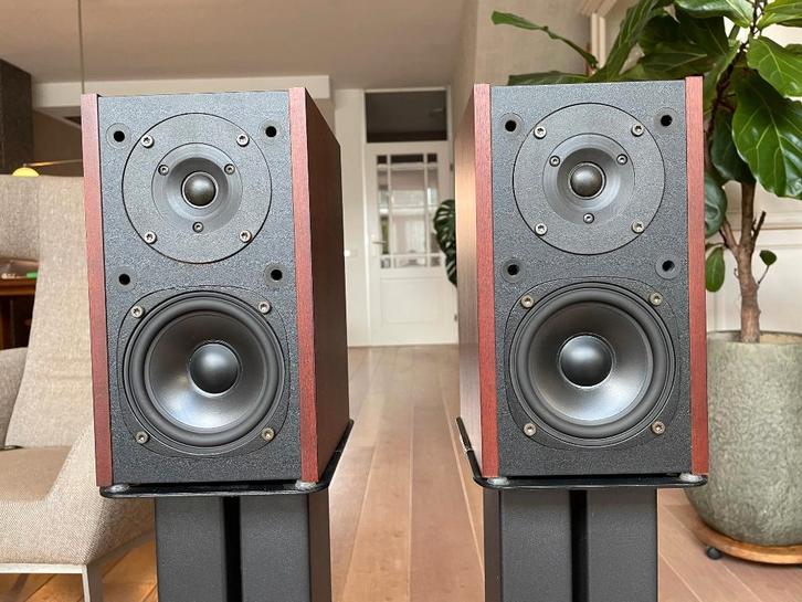 Dali 150 Menuet mini monitor luidsprekers / Erg goed!, Audio, Tv en Foto, Luidsprekers, Zo goed als nieuw, Front, Rear of Stereo speakers