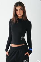 GEZOCHT MAAT S OF M, Maat 38/40 (M), Zwart, Ophalen of Verzenden, Zo goed als nieuw