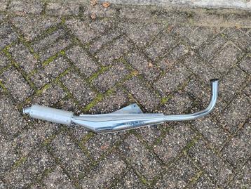 Tomos uitlaat beschikbaar voor biedingen