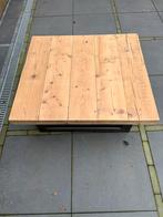 Robuuste Houten Salontafel, Huis en Inrichting, Ophalen, Gebruikt, 100 tot 150 cm, Robuust, industrieel.