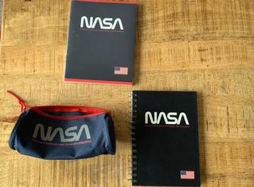 NASA school spullen etui, 3 schriften 1 notebook