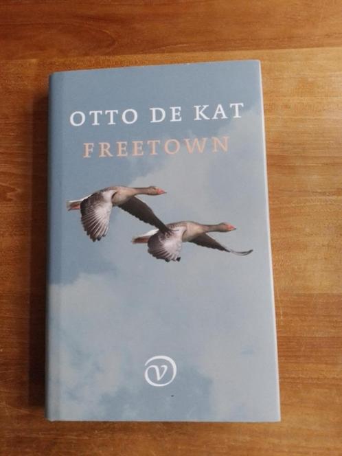 Freetown      Otto de Kat, Boeken, Literatuur, Zo goed als nieuw, Nederland, Ophalen of Verzenden