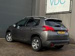 Peugeot 2008 1.2 VTi Allure Pack Premium Plus | Panoramadak, Auto's, Peugeot, Voorwielaandrijving, Euro 5, Stof, Zwart