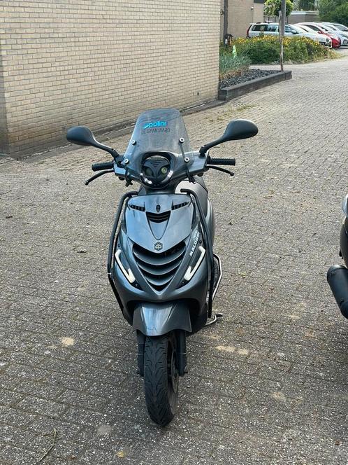 Piaggio zip 4t 2v 2009 WAARDEPEILING, Fietsen en Brommers, Scooters | Piaggio, Zo goed als nieuw, Zip, Ophalen of Verzenden