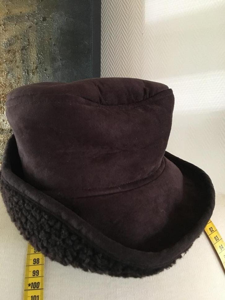 suède look like hoed, Kleding | Dames, Hoeden en Petten, Zo goed als nieuw, Hoed, Ophalen