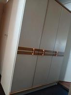 Stevige linnenkast, Antiek en Kunst, Antiek | Meubels | Kasten, Ophalen of Verzenden