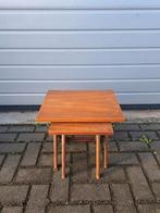 Vintage Nesting Tafels - Opknapper, Huis en Inrichting, Tafels | Bijzettafels, 45 tot 60 cm, Minder dan 55 cm, Gebruikt, Ophalen of Verzenden