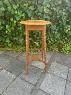 Oude antieke bijzettafel Bobbin-stijl met achthoekig blad, Antiek en Kunst, Ophalen of Verzenden