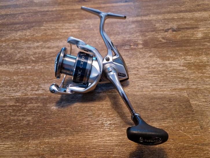 Shimano Stradic C3000HG-K nieuw model en of C5000XG-K, Watersport en Boten, Hengelsport | Roofvissen, Gebruikt, Molen, Ophalen of Verzenden