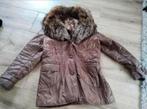 Baronia winterjas bruin maat 38

Prijs 10

Interesse stuur m, Kleding | Dames, Ophalen of Verzenden, Zo goed als nieuw, Maat 38/40 (M)