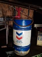 Chevron olievat met pomp op kar, Ophalen, Gebruikt, Overige merken