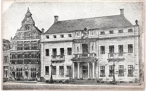 913680	Deventer	Stadhuis	Politiebureau	Leuke oude kaart Onbe, Verzamelen, Ansichtkaarten | Nederland, Ongelopen, Overijssel, Ophalen of Verzenden