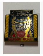 Penning Speld Antwerpen Holland Belgie 1933 vredesdemonstr., Postzegels en Munten, Ophalen of Verzenden, Overige materialen