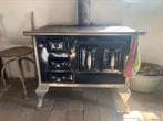 Vintage kachel fornuis op hout, Huis en Inrichting, Kachels, Ophalen, Gebruikt, Houtkachel, Vrijstaand
