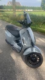 Vespa sprint Carbon, Fietsen en Brommers, Scooters | Vespa, Ophalen, Gebruikt, Maximaal 45 km/u, Vespa S