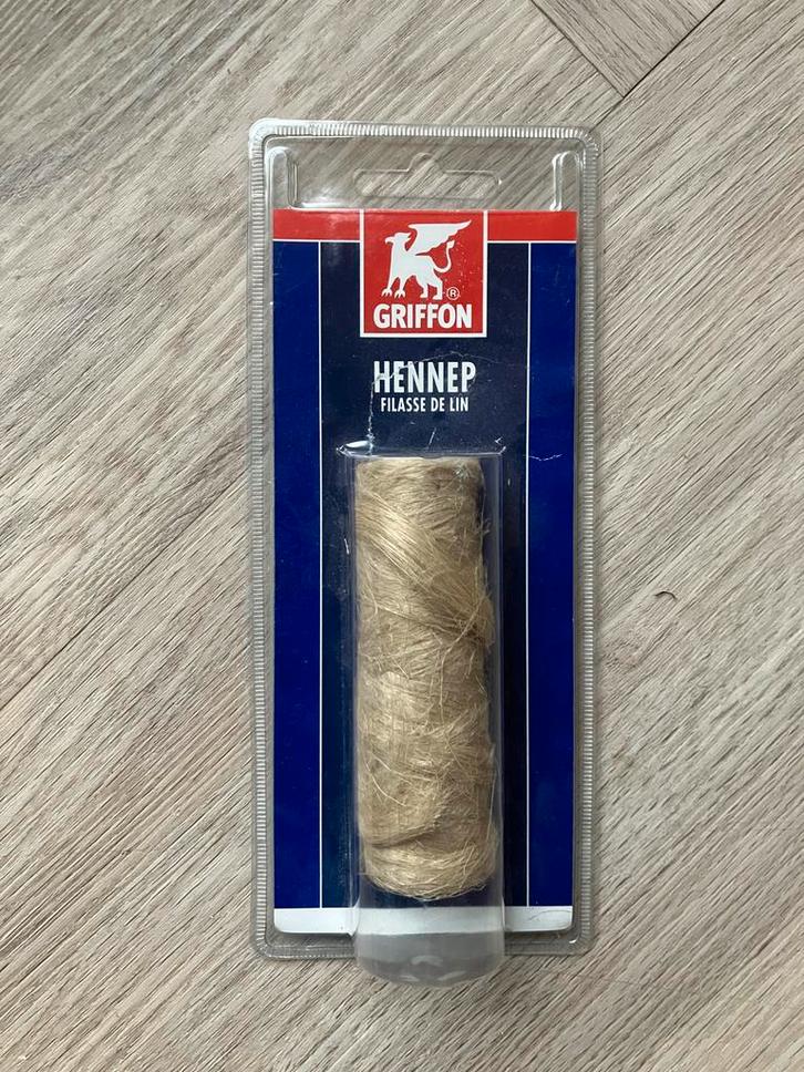 Griffon Hennep 40 gram., Doe-het-zelf en Verbouw, Buizen en Afvoer, Zo goed als nieuw, Overige typen, Overige materialen, Minder dan 2 meter